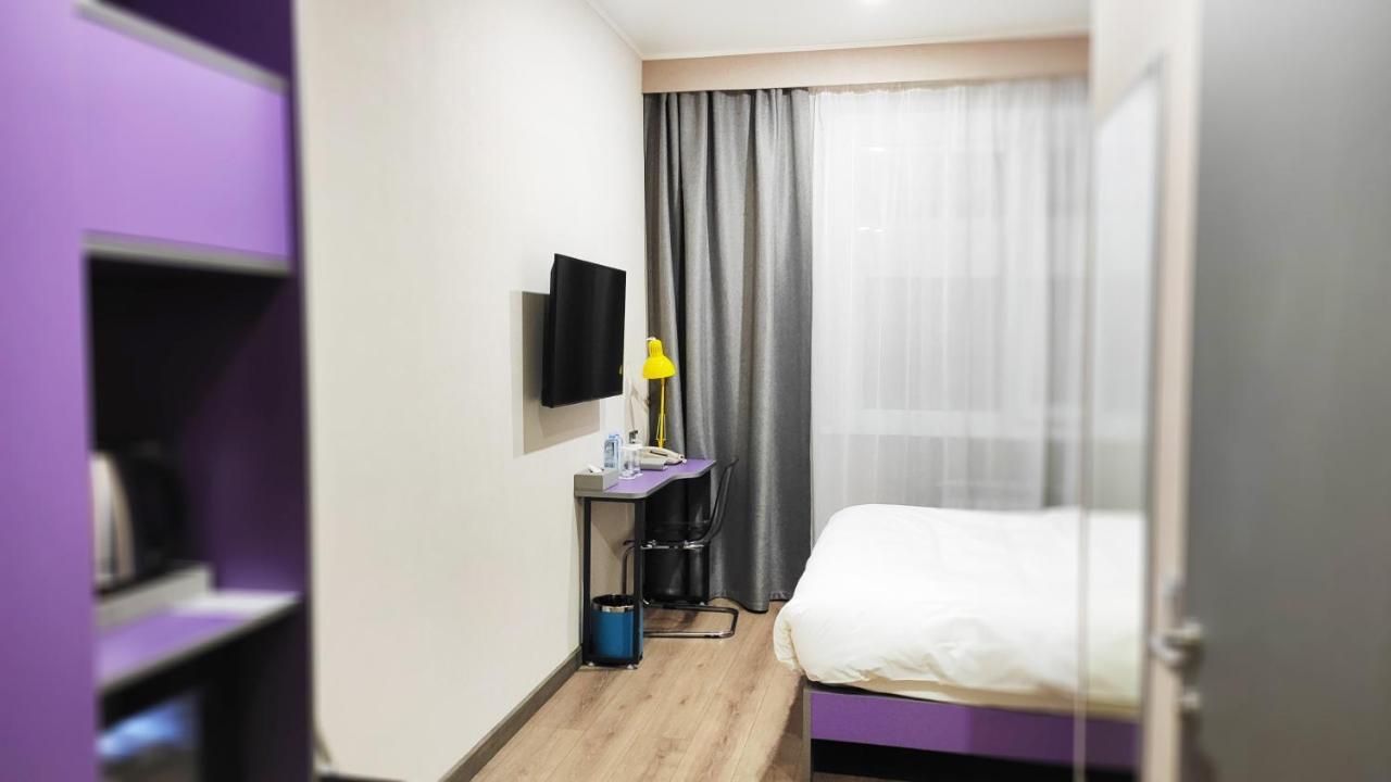 City Hotel Tsjimkent Eksteriør bilde